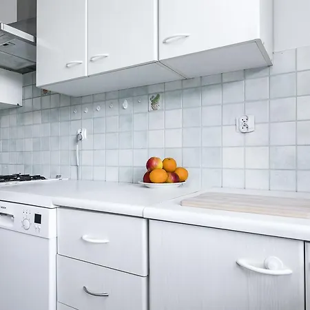 Apartments4rent Airport Apartment *